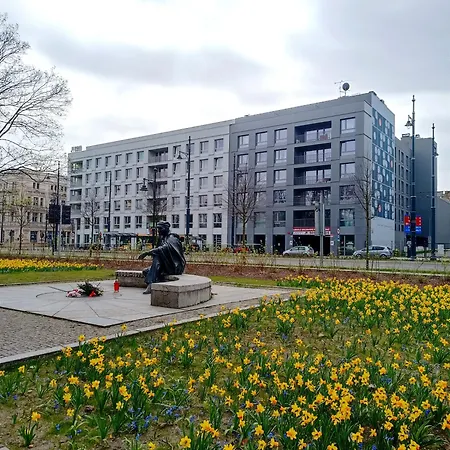 Alfahome Manupark Parking Gratis Lodz
